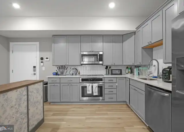 Property at 2621 W Jefferson St Unit 2R, Philadelphia, PA, 19121, 2 beds, 2 baths, [object Object]