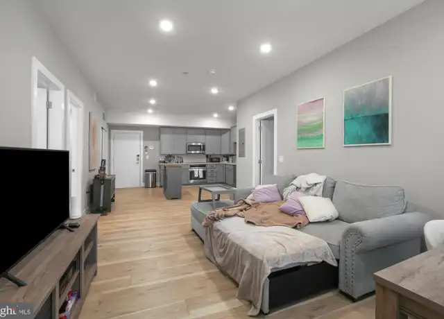 Property at 2621 W Jefferson St Unit 2R, Philadelphia, PA, 19121, 2 beds, 2 baths, [object Object]
