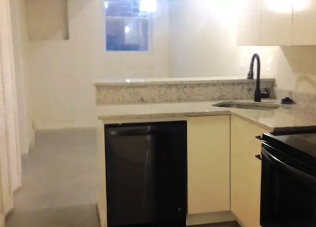 Property at 124 E Trenton St Unit 108, Baltimore, MD, 21202, 1 bed, 1 bath, [object Object]