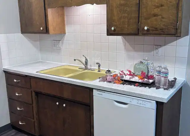 Property at 601 6th St E Unit 9, West Fargo, ND, 58078, 1 bed, 1 bath, [object Object]