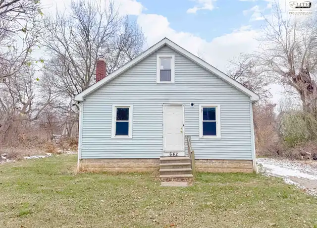Property at 642 Mifflin Ave, Lansing, MI, 48912, 2 beds, 1 bath, [object Object]