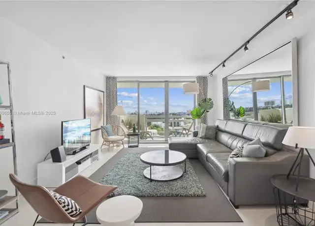 Property at 1500 Bay Rd Unit 1474S, Miami Beach, FL, 33139, 1 bed, 1 bath, [object Object]