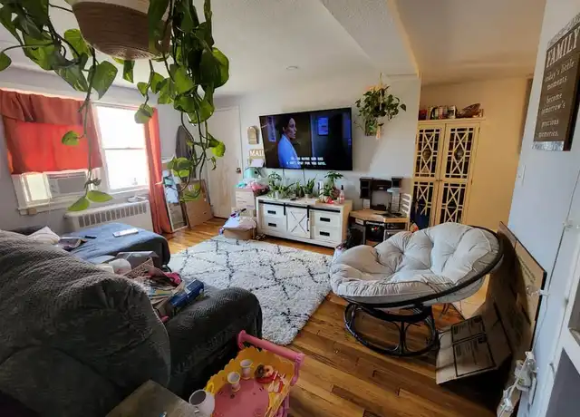 Property at 938 Wethersfield Ave #4, Hartford, CT, 06114, 2 beds, 1 bath, [object Object]