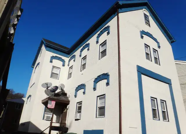 Property at 1404 Main St Unit 1, Pittsburgh, PA, 15215, 1 bed, 1 bath, [object Object]