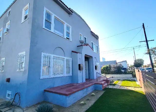 Property at 3536 W 60th St Unit 3536, Los Angeles, CA, 90043, 2 beds, 1 bath, [object Object]