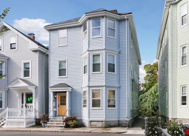 Property at 49 Prince St #3, Brookline, MA, 02445, 2 beds, 1 bath, [object Object]