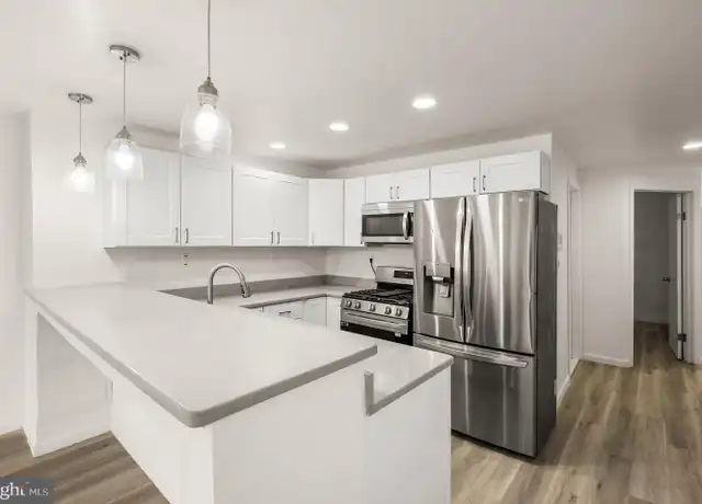 Property at 1633 Germantown Ave Unit 2, Philadelphia, PA, 19122, 2 beds, 1 bath, [object Object]