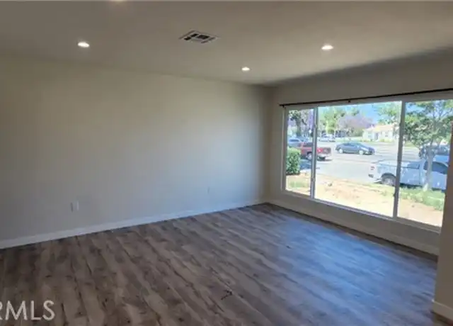 Property at 4703 Lakewood Blvd, Lakewood, CA, 90712, 3 beds, 2 baths, [object Object]