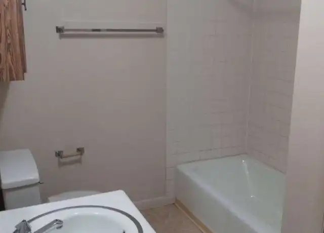 Property at 210 5th Ave Unit 23, Elizabeth, PA, 15037, 1 bed, 1 bath, [object Object]