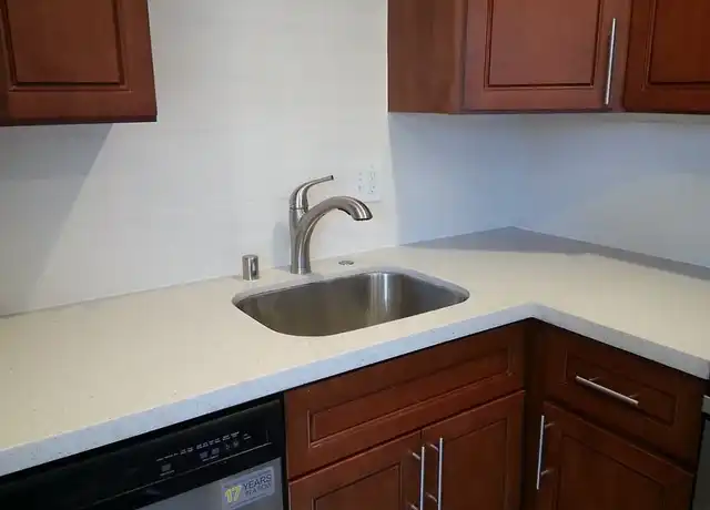Property at 450 N Winchester Blvd, Santa Clara, CA, 95050, 1 bed, 1 bath, [object Object]