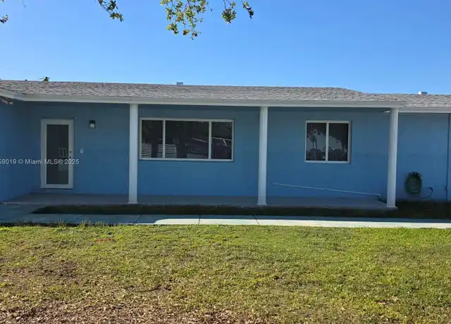 Property at 965 NW 10th St Unit 2, Florida City, FL, 33034, 2 beds, 2 baths, [object Object]