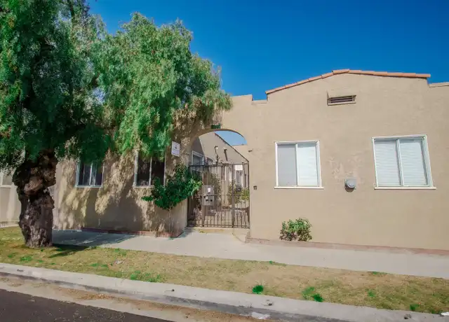 Property at 828 Chestnut Ave Unit 4, Long Beach, CA, 90813, 0 beds, 1 bath, [object Object]