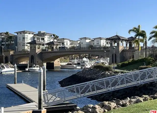 Property at 1353 Caspian Way, Oxnard, CA, 93035, 5 beds, 3 baths, [object Object]
