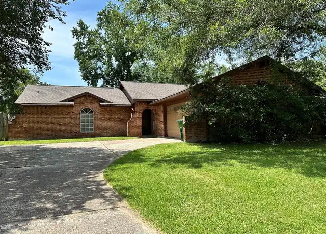 Property at 3919 Forest Bluff Dr, Kingwood, TX, 77339, 3 beds, 2 baths, [object Object]