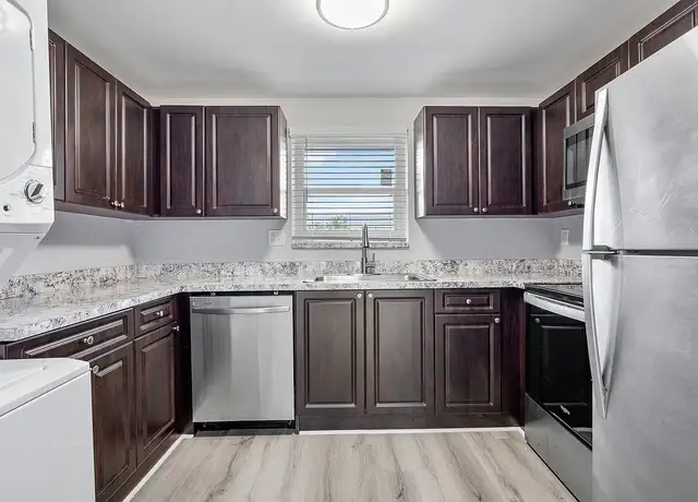Photo of 5971 NW 17th Pl, Sunrise, FL 33313