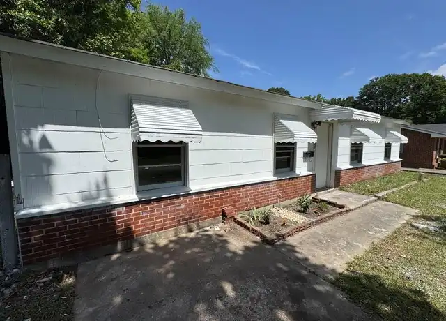 Property at 4039 Lindsey Dr, Macon, GA, 31206, 3 beds, 1 bath, [object Object]