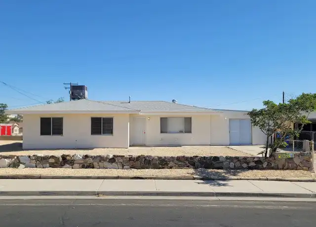Property at 811 Windy Pass, Barstow, CA, 92311, 4 beds, 2 baths, [object Object]