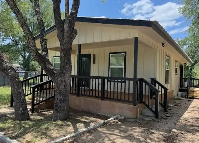 Property at 1003 Lake Forest Dr, Granite Shoals, TX, 78654, 3 beds, 1 bath, [object Object]