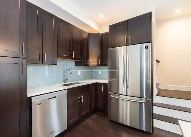 Property at 10 Marion St, Medford, MA, 02155, 6 beds, 5 baths, [object Object]