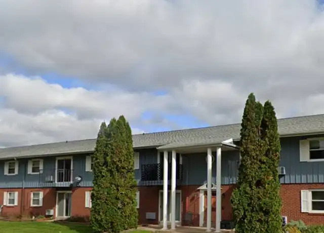 Property at 301 W 17th St Unit 1603-104, Marshfield, WI, 54449, 2 beds, 1 bath, [object Object]