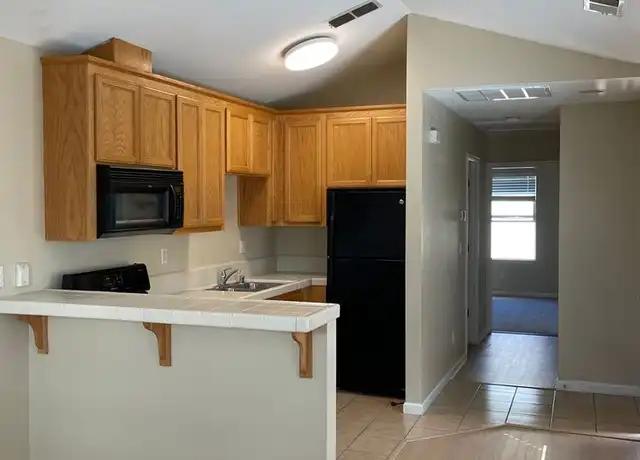 Property at 2073 Northfield Dr, Santa Rosa, CA, 95403, 1 bed, 1 bath, [object Object]
