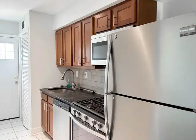 Property at 1272 16th St NE Unit A, Washington, DC, 20002, 1 bed, 1 bath, [object Object]