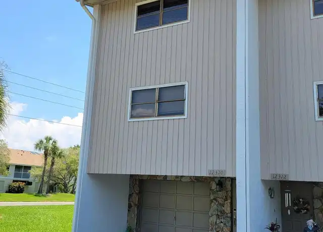 Property at 12310 Capri Cir N, Treasure Island, FL, 33706, 2 beds, 2.5 baths, [object Object]