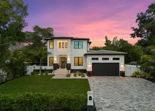 Property at 577 Venice Ln, Sarasota, FL, 34242, 4 beds, 3.5 baths, [object Object]