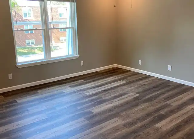 Property at 906 Georgian Dr Apt F, Danville, IL, 61832, 2 beds, 1.5 baths, [object Object]
