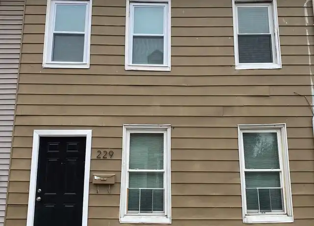 Property at 229 Walnut St, York, PA, 17403, 3 beds, 1 bath, [object Object]