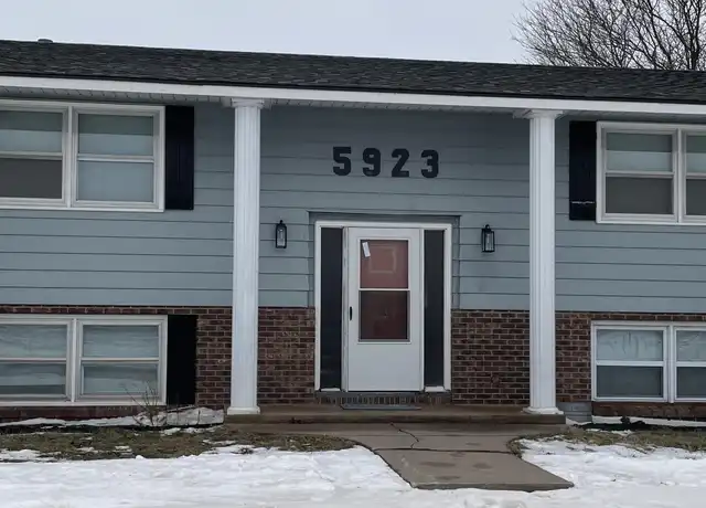Property at 5923 Paradise Ln Unit A, Great Bend, KS, 67530, 2 beds, 1 bath, [object Object]