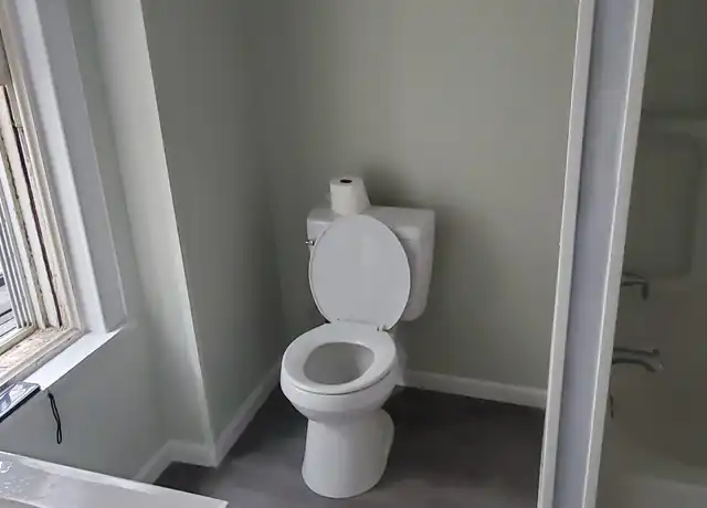Property at 1568 Mineral Spring Rd Unit 2F, Reading, PA, 19602, 1 bed, 1 bath, [object Object]