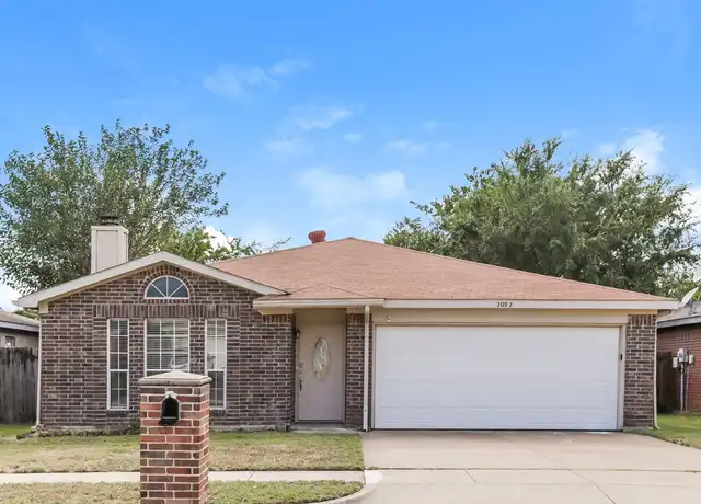 Property at 2092 Paint Pony Ln, Keller, TX, 76248, 3 beds, 2 baths, [object Object]