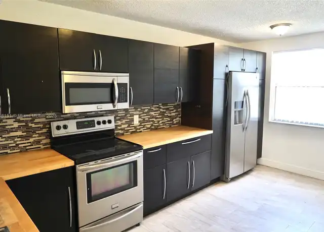Property at 8801 Wiles Rd #202, Coral Springs, FL, 33067, 3 beds, 2 baths, [object Object]