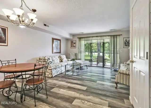 Property at 99 Wilshire Heights Dr #99, Crossville, TN, 38558, 2 beds, 2.5 baths, [object Object]