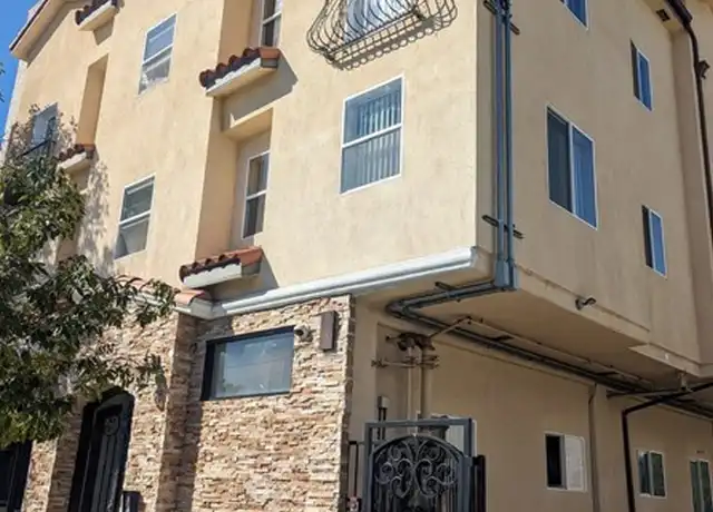 Property at 14537 Archwood St Unit 101, Van Nuys, CA, 91405, 1 bed, 1 bath, [object Object]