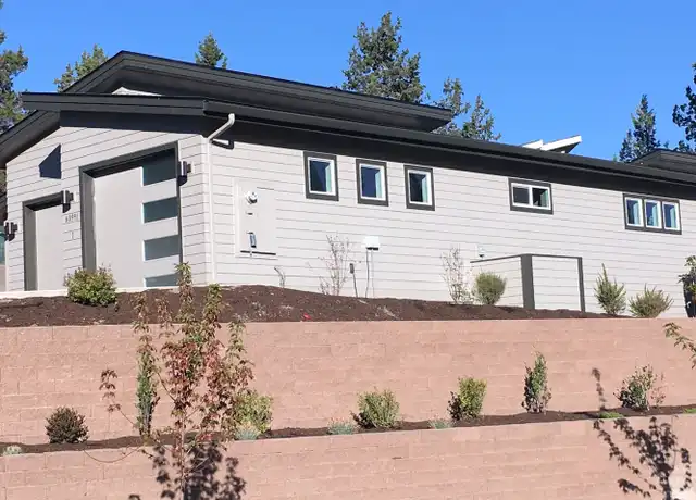 Property at 60991 SE Sweet Pea Dr #1, Bend, OR, 97702, 3 beds, 2 baths, [object Object]