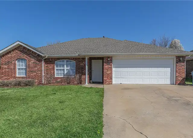 Property at 3308 SW Carriageway Ave, Bentonville, AR, 72712, 4 beds, 2 baths, [object Object]