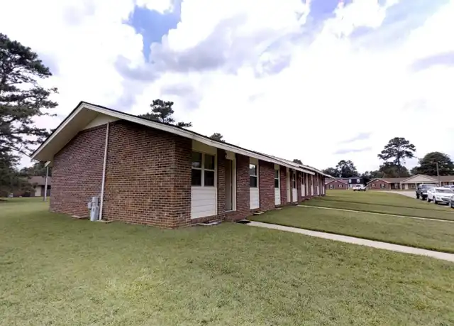Property at 245 Crabapple Cir Unit 115, Fayetteville, NC, 28303, 1 bed, 1 bath, [object Object]