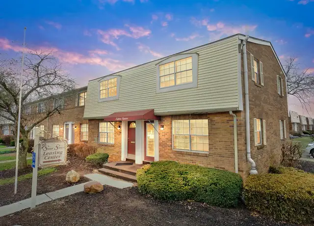 Photo of 1789 Elaine Rd, Columbus, OH 43227