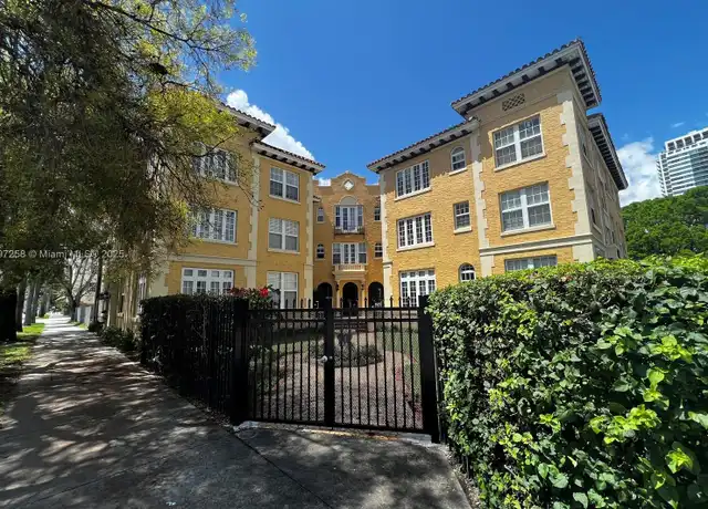Property at 3224 Biscayne Blvd Unit F3, Miami, FL, 33137, 2 beds, 1 bath, [object Object]