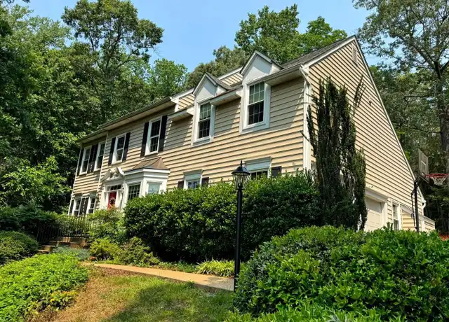 Property at 655 Lancaster St, Fredericksburg, VA, 22405, 4 beds, 3.5 baths, [object Object]
