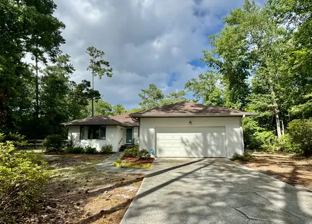 Property at 303 Long Leaf Dr, Hampstead, NC, 28443, 3 beds, 2 baths, [object Object]