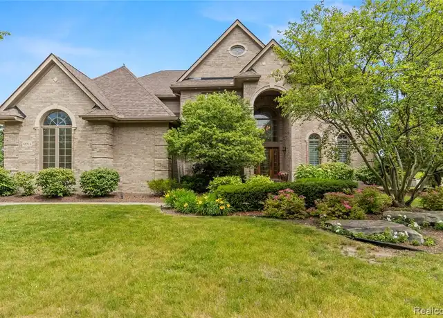 Property at 48514 Gladstone Rd, Canton, MI, 48188, 5 beds, 3.5 baths, [object Object]