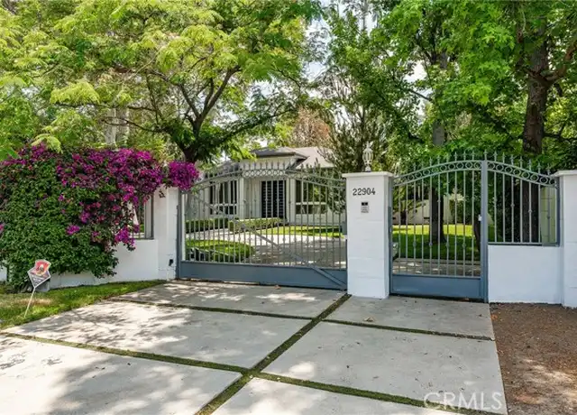 Property at 22904 Calvert St, Woodland Hills, CA, 91367, 5 beds, 5.5 baths, [object Object]
