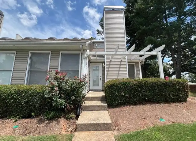 Property at 1625 Homestead Trl, Alpharetta, GA, 30004, 3 beds, 2 baths, [object Object]