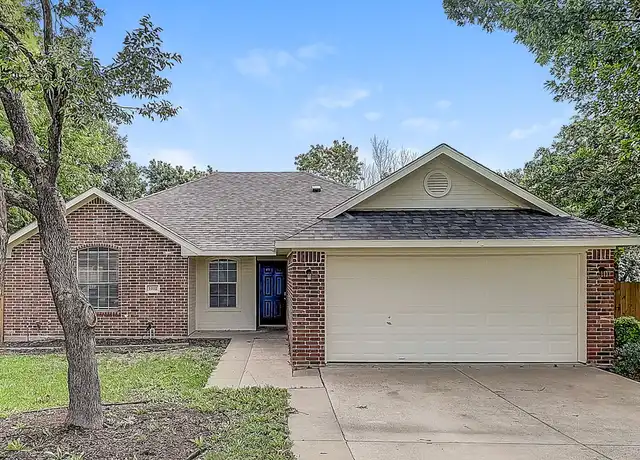 Property at 1402 Stiles Ct, Midlothian, TX, 76065, 3 beds, 2 baths, [object Object]