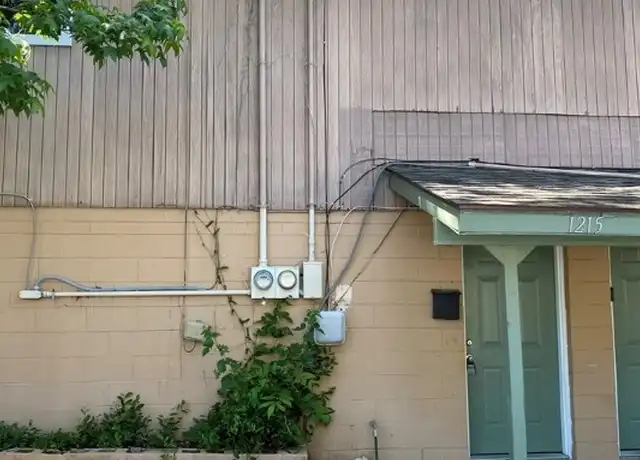 Property at 1215 Connecticut Ave, Savannah, GA, 31404, 2 beds, 1 bath, [object Object]