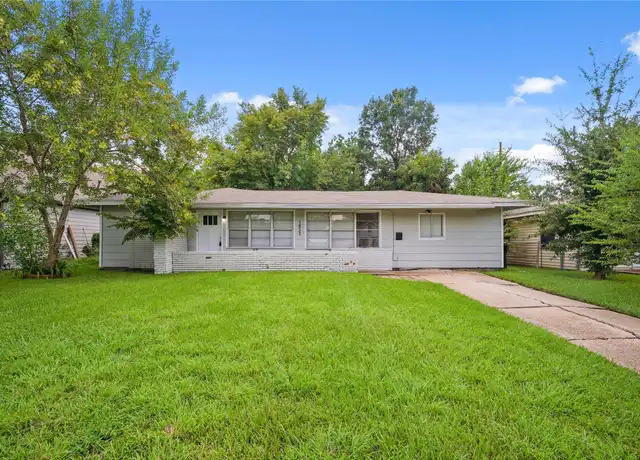 Property at 5822 Glenhurst Dr, Houston, TX, 77033, 4 beds, 2 baths, [object Object]