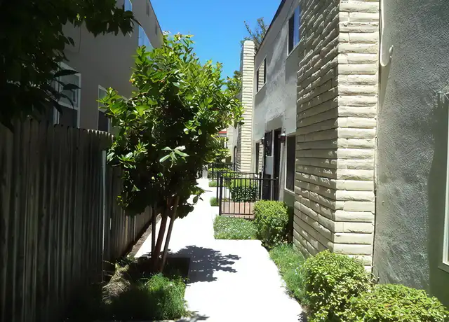 Property at 2518 P St #7, Sacramento, CA, 95816, 3 beds, 1.5 baths, [object Object]
